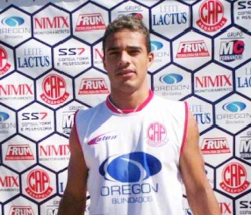 Penapolense acerta retorno de Felipe Alves