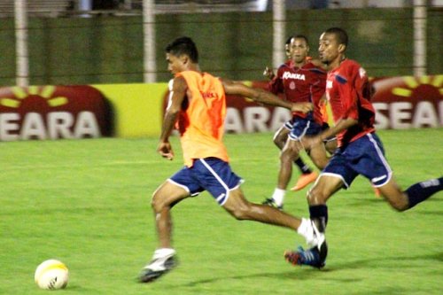 Penapolense e Paulista fazem jogo de seis pontos