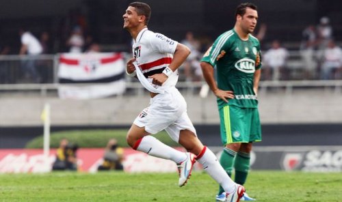 Sob tensão, Palmeiras pega o São Paulo tentando findar jejum