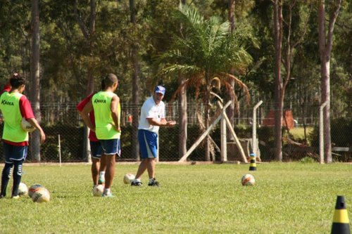 Penapolense encara o Botafogo na semifinal do Interior