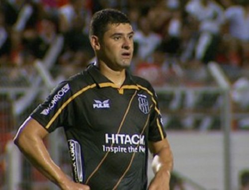 Penapolense e Ponte Preta se enfrentam na primeira partida da final