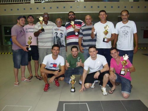 Domingos e Miguel disputam Torneio de Truco