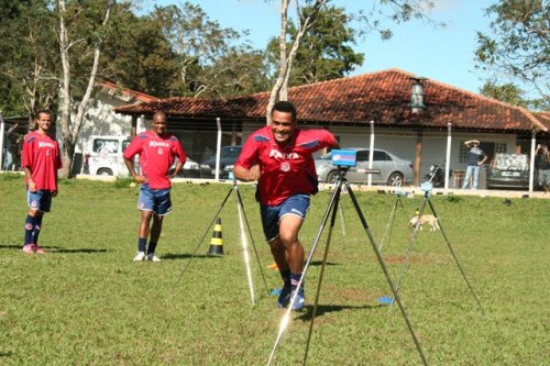Jogadores passam por avaliação física