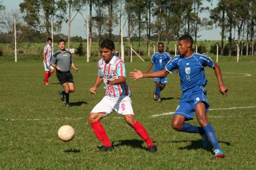 Futsal Masculino goleia nos Jogos Regionais