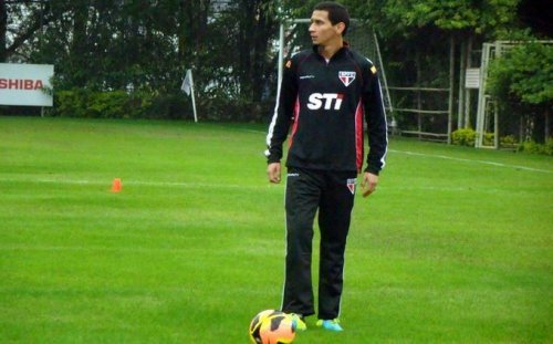 Autuori treina bola parada e mantém escalação do São Paulo contra o Inter