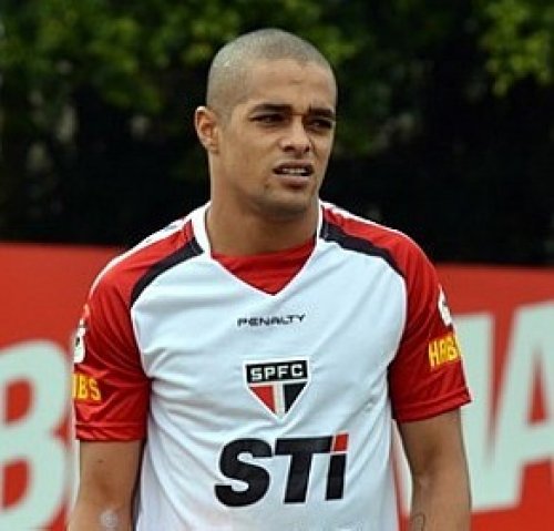 SP: Novo reforço, Welliton tem contrato regularizado