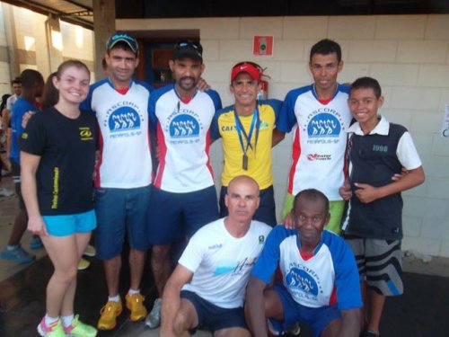 Penapolenses participam de Corrida em Marília