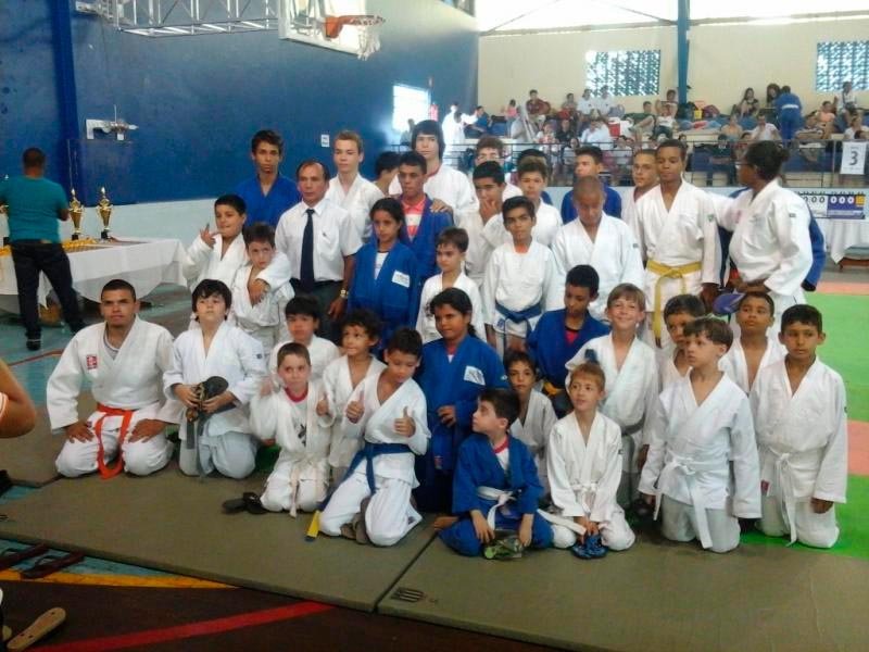 Judô de Penápolis é campeão em Birigui