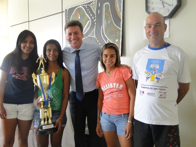 Nota: Futebol feminino é campeão