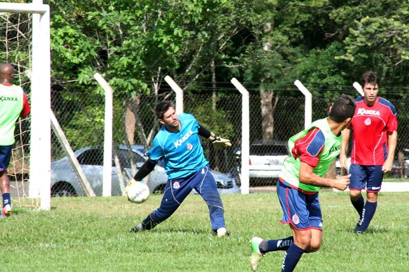 Penapolense se prepara para a estréia no domingo