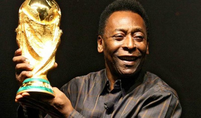 Pelé elogia Chile e analisa favoritos à Copa: "Brasil tem que ter cuidado"
