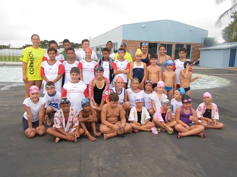 Natação participa de competição em Pirajuí