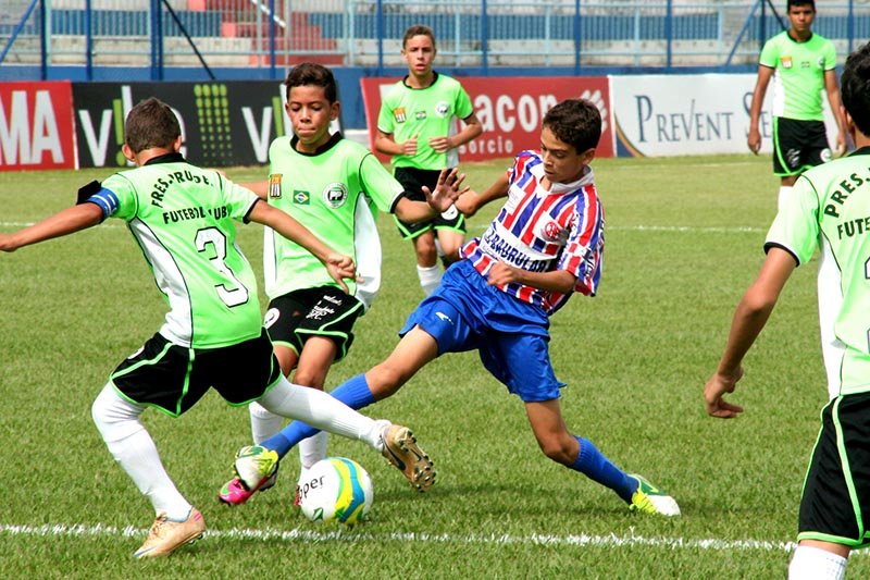 Equipes de base conquistam bons resultados