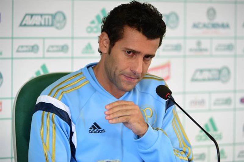 Técnico interino do Palmeiras não tem esperança de ser efetivado
