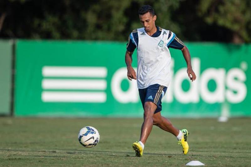 Alberto ainda espera contar com William Matheus
