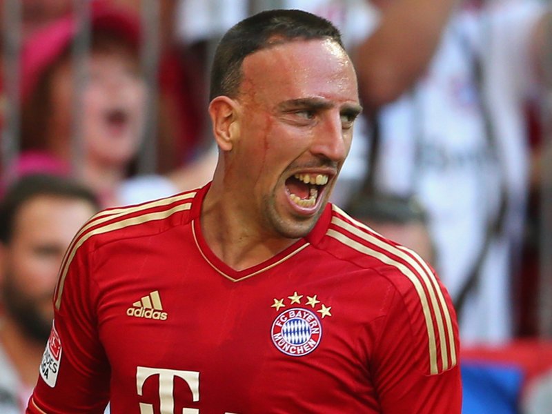Cortes de Ribéry e Reus aumentam para 53 os jogadores fora da Copa