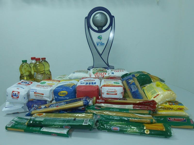 Secretaria de Esporte repassa alimentos ao Fundo Social