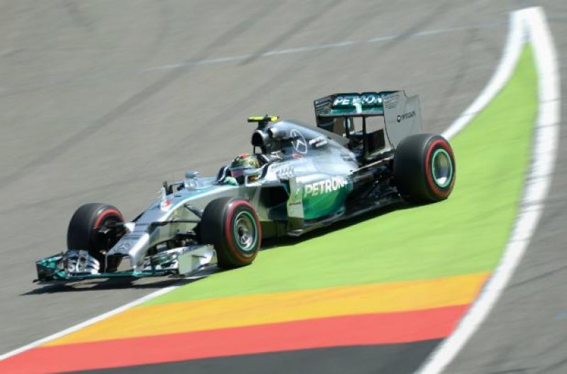 F-1: Rosberg faz a pole em  casa e Massa fica em terceiro