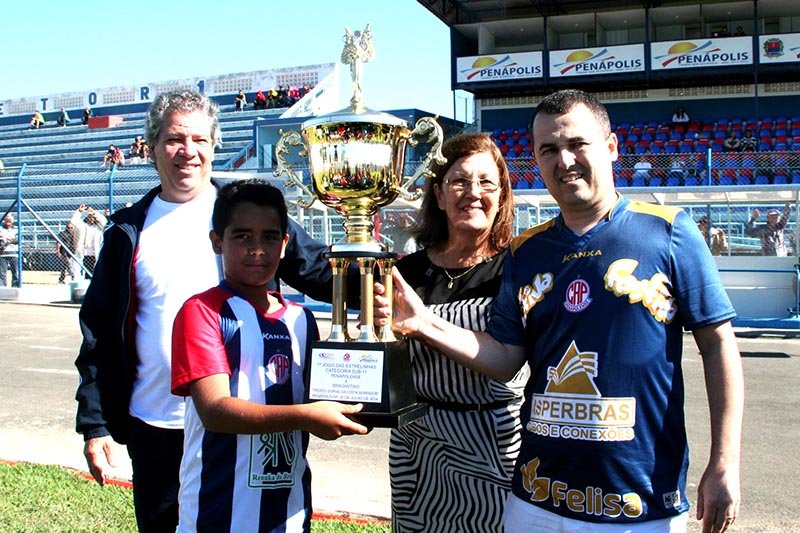 Sub-11 e Sub-13 vencem confrontos com o Bragantino