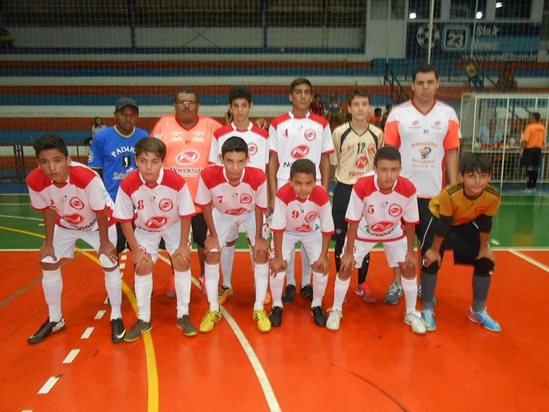 Cinco jogos movimentaram Futsal Ferinhas