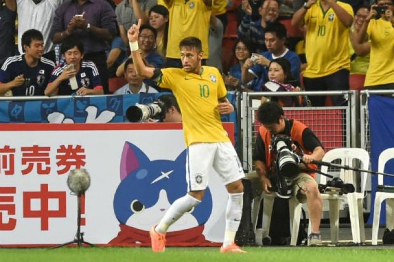 Neymar castiga desorganização japonesa e Brasil segue perfeito