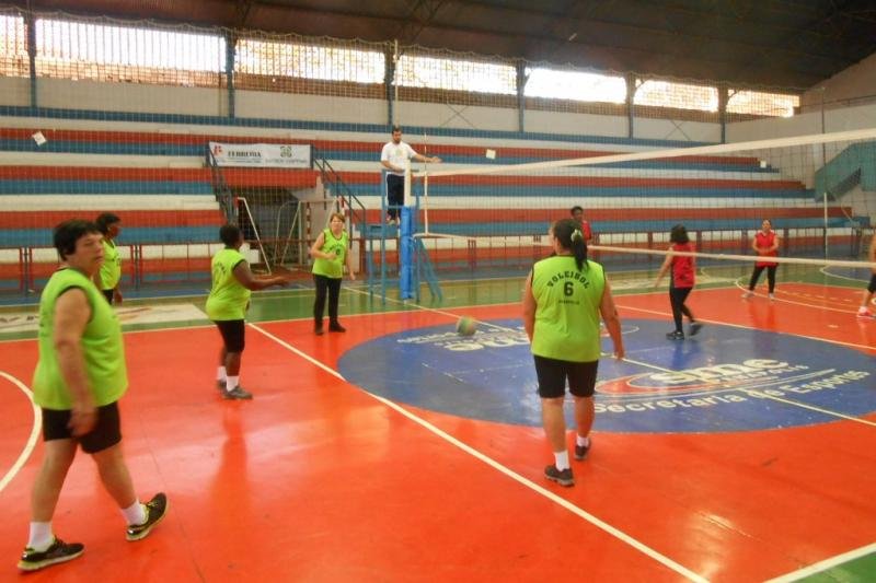 Vôlei Adaptado joga em Ilha Solteira