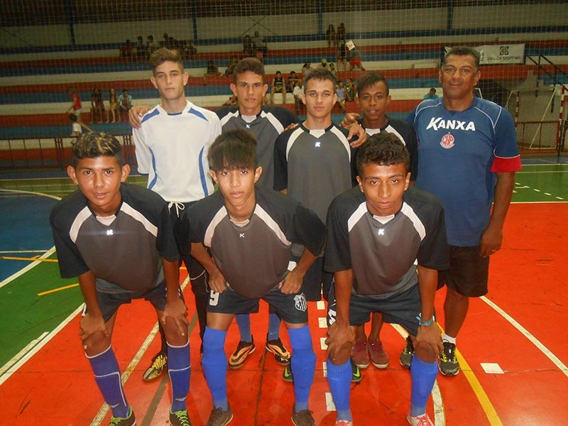 Escola de Futebol Panteras do CAP é semifinalista do Futsal Ferinhas