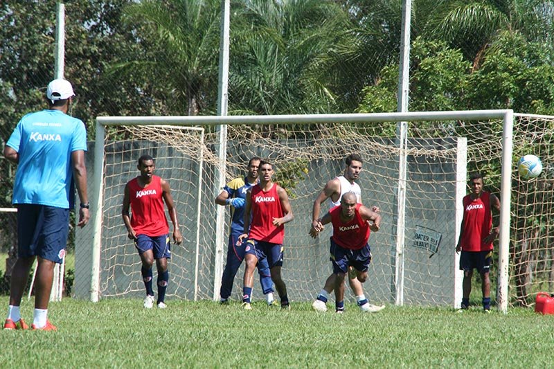 Penapolense faz jogo-treino em Avanhandava