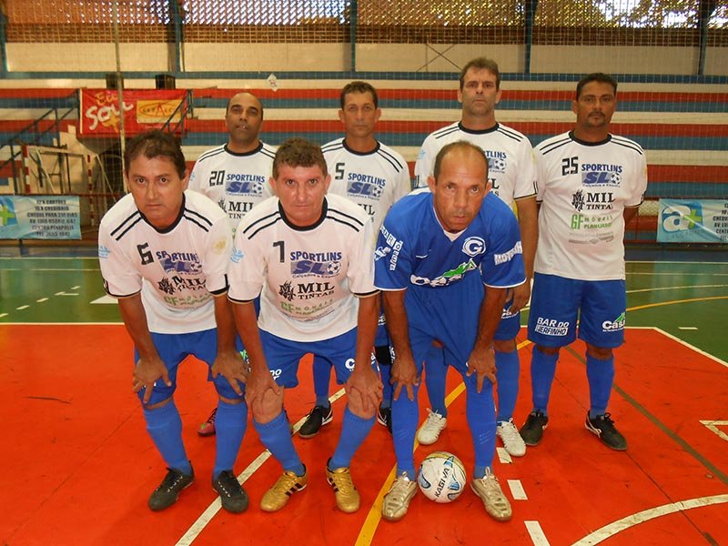 Equipes decidem no confronto direto vaga na segunda fase