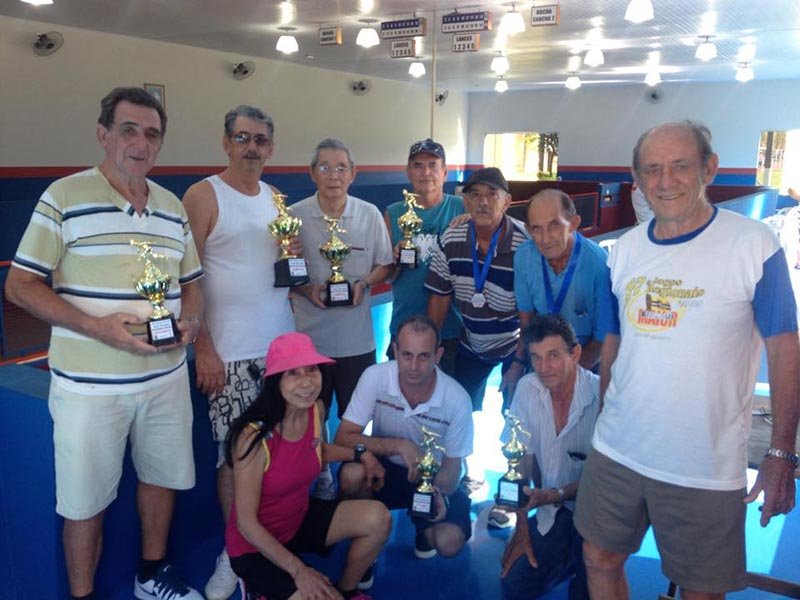 Yukio e Gilmar vencem Torneio de Bocha