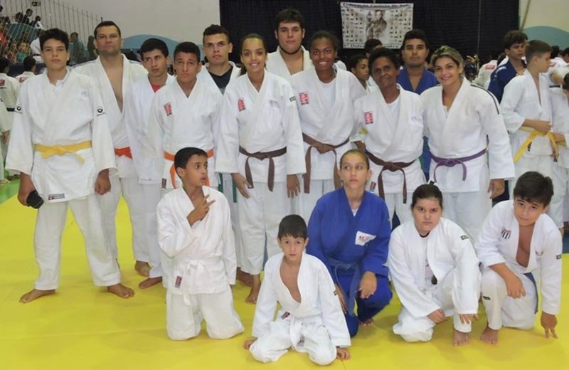 Judô conquista bons resultados em Bauru
