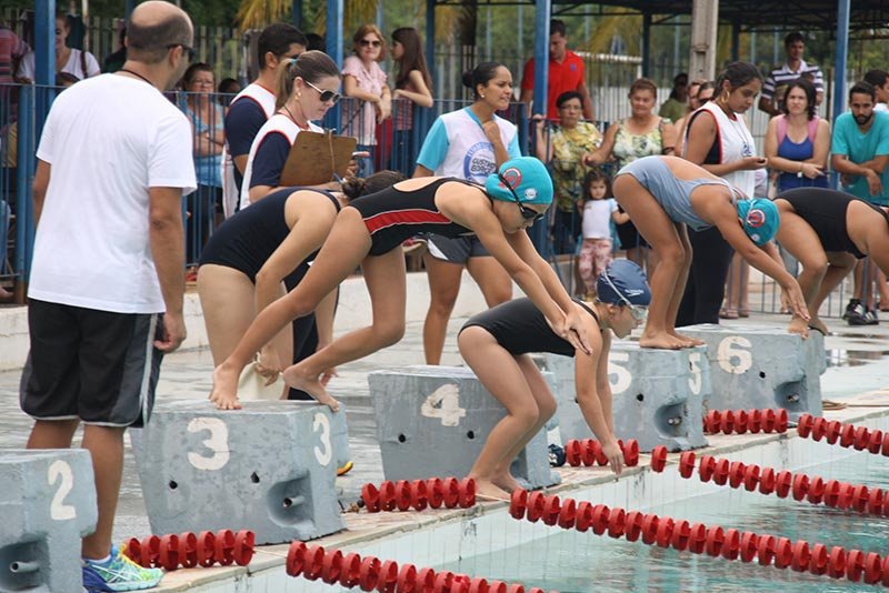 Torneio de Natação reúne 127 nadadores