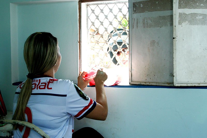 Torcedor já pode trocar garrafas pet por ingressos