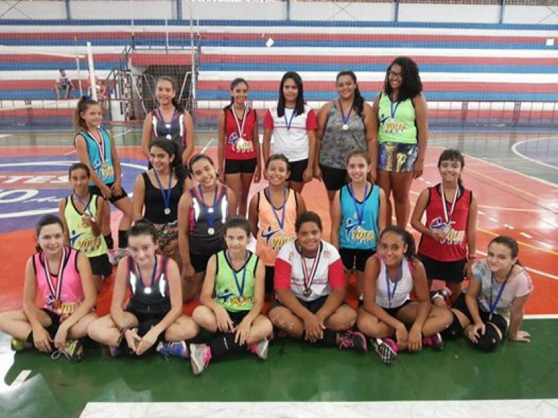 Secretaria de Esportes realiza 1º Pré-Vôlei Fest