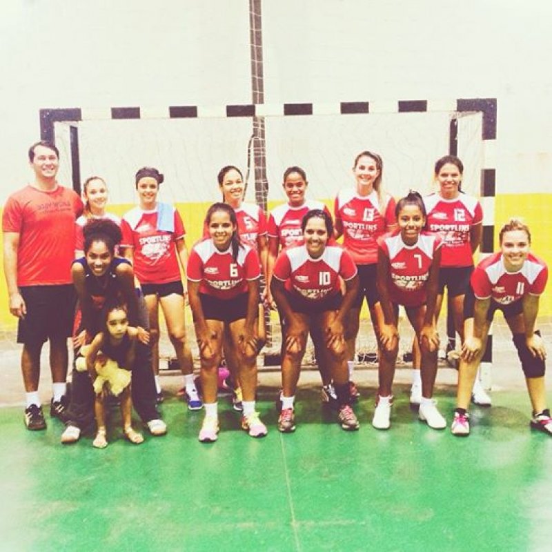 Handebol feminino vence em Dracena