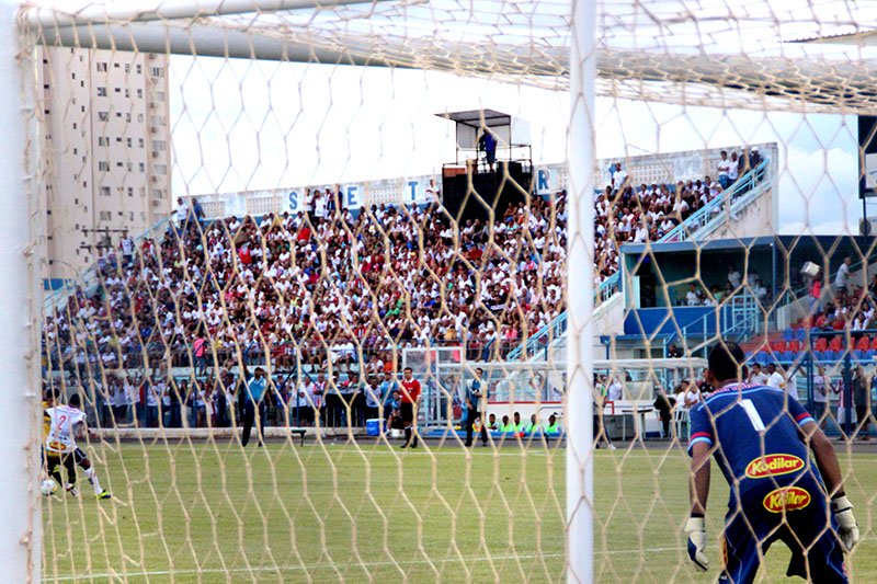 Penapolense decide futuro contra o São Bento