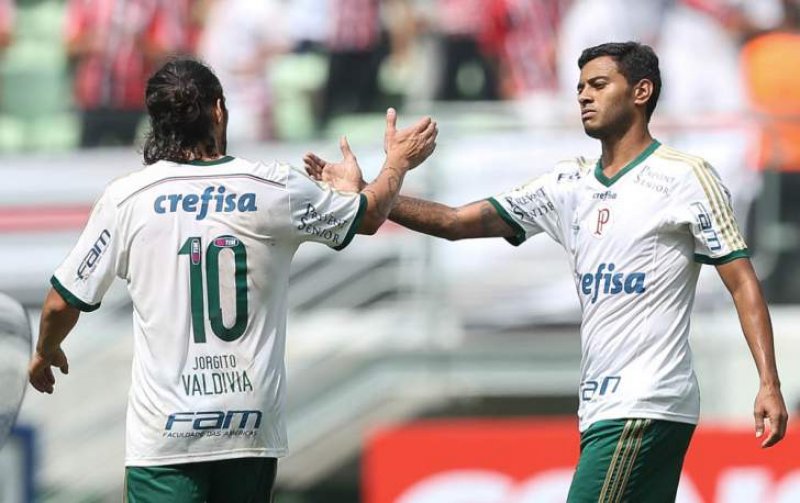 Corinthians x Palmeiras fazem jogo decisivo após quatro anos