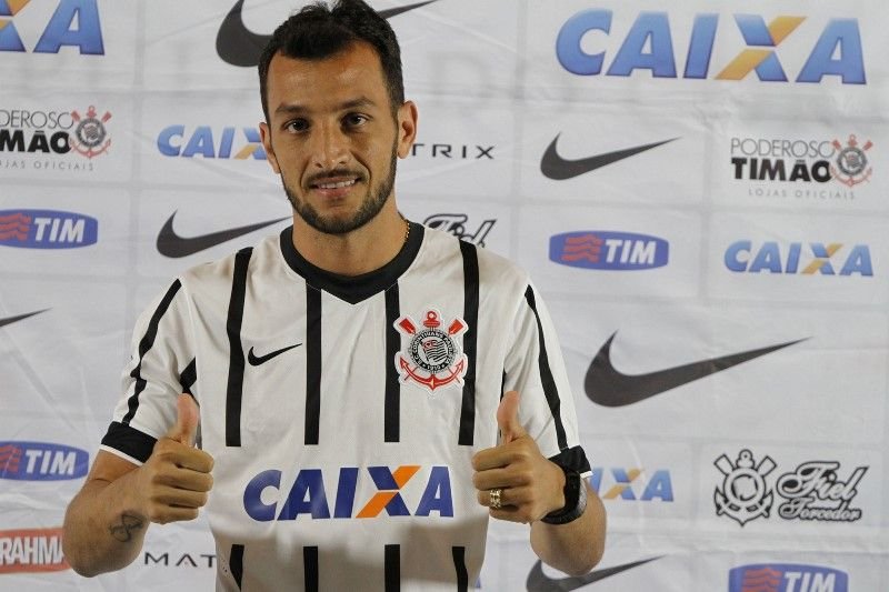 Corinthians enfrenta Cruzeiro com time misto 