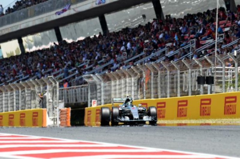 Rosberg quebra hegemonia de Hamilton e faz a pole em Barcelona