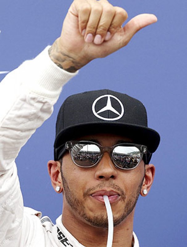 Fórmula 1: Lewis Hamilton supera Rosberg e larga na pole em Mônaco