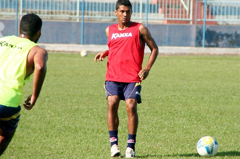 Penapolense realiza treino no Tenentão