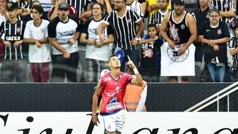 Crislan pode ir para o Sporting Braga de Portugal