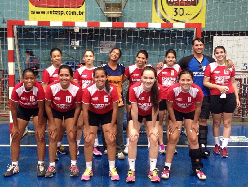 Handebol Feminino vence Castilho