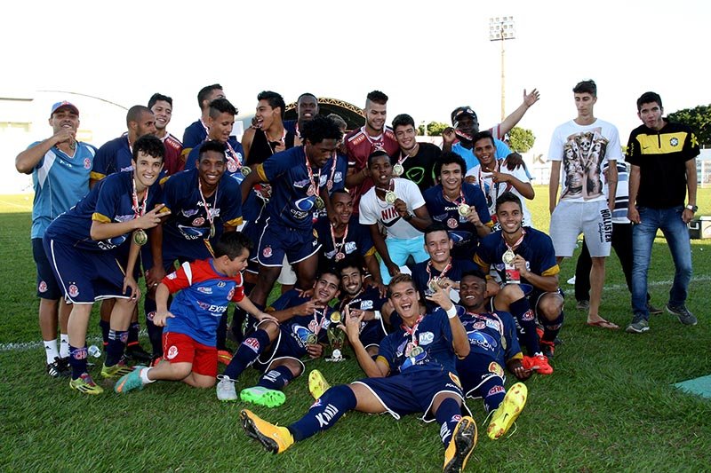 Futebol é campeão dos Jogos Regionais