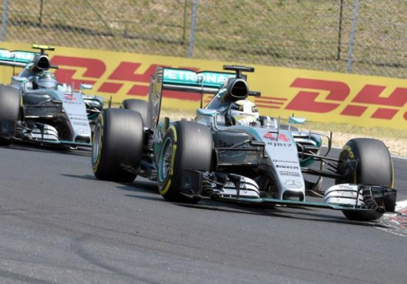 Hamilton lidera último treino livre para o Grande Prêmio da Hungria
