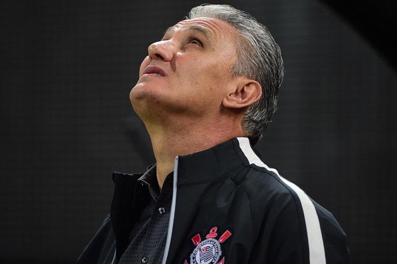 Tite ganha dez dias antes de clássico e comemora tempo para seu descanso