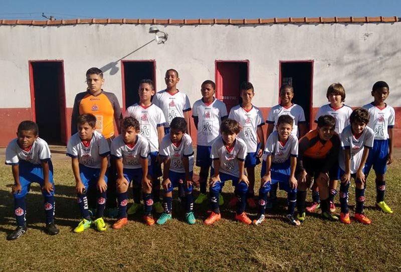 Futebol Sub-11 ganha em Araçatuba