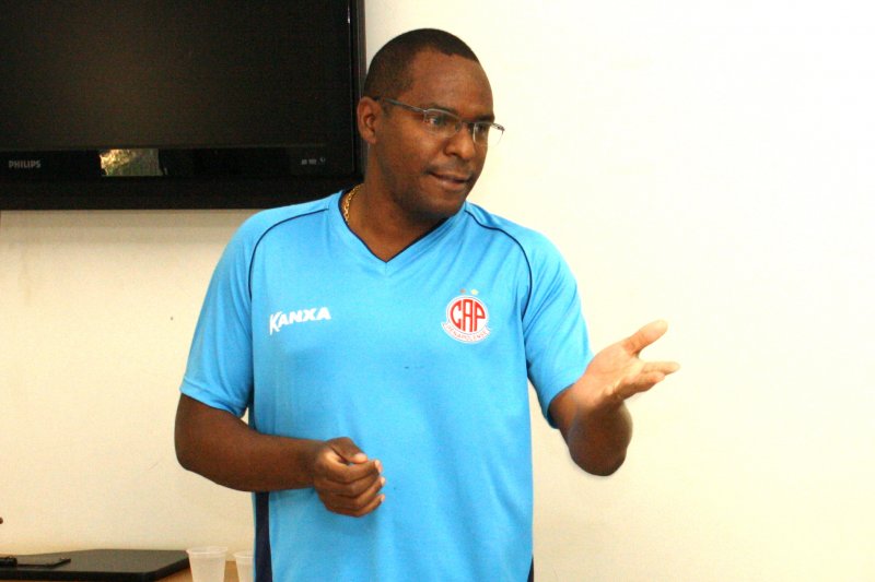 Jogadores da base do C.A. Penapolense recebem acompanhamento psicológico