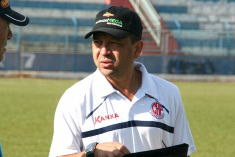 Kobayashi acha que empate seria mais justo