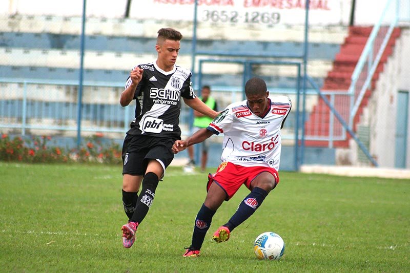 Futebol de base joga neste sábado